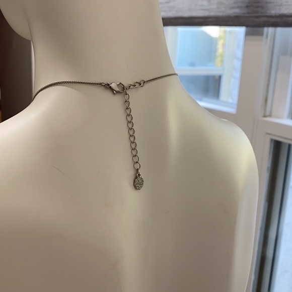 Pieces Elikka Neckace - Picture 5 of 6